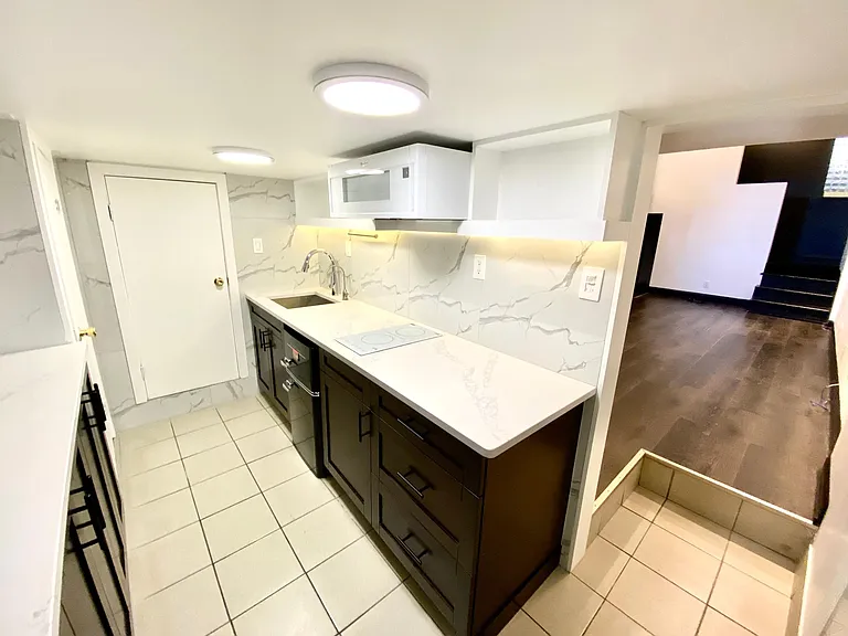 1823 Spring Garden St #1 — Photo 18
