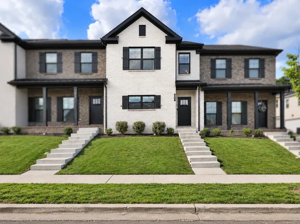 302 Lynwood Station Blvd, Mount Juliet, TN 37122
