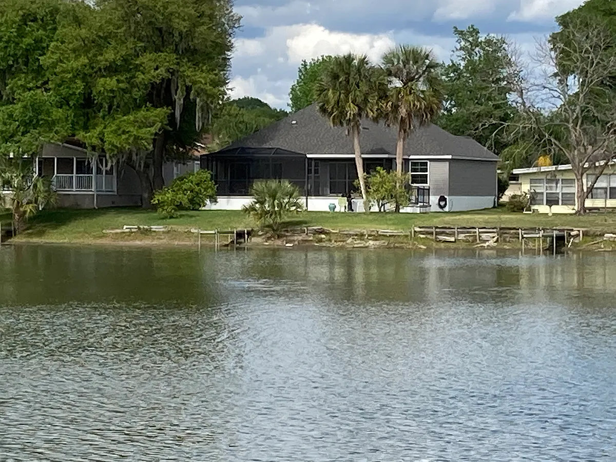 Building Photo - 1020 Aloha Way