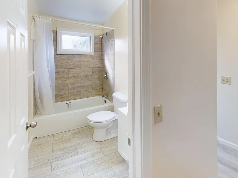 83 Nash St — Photo 4
