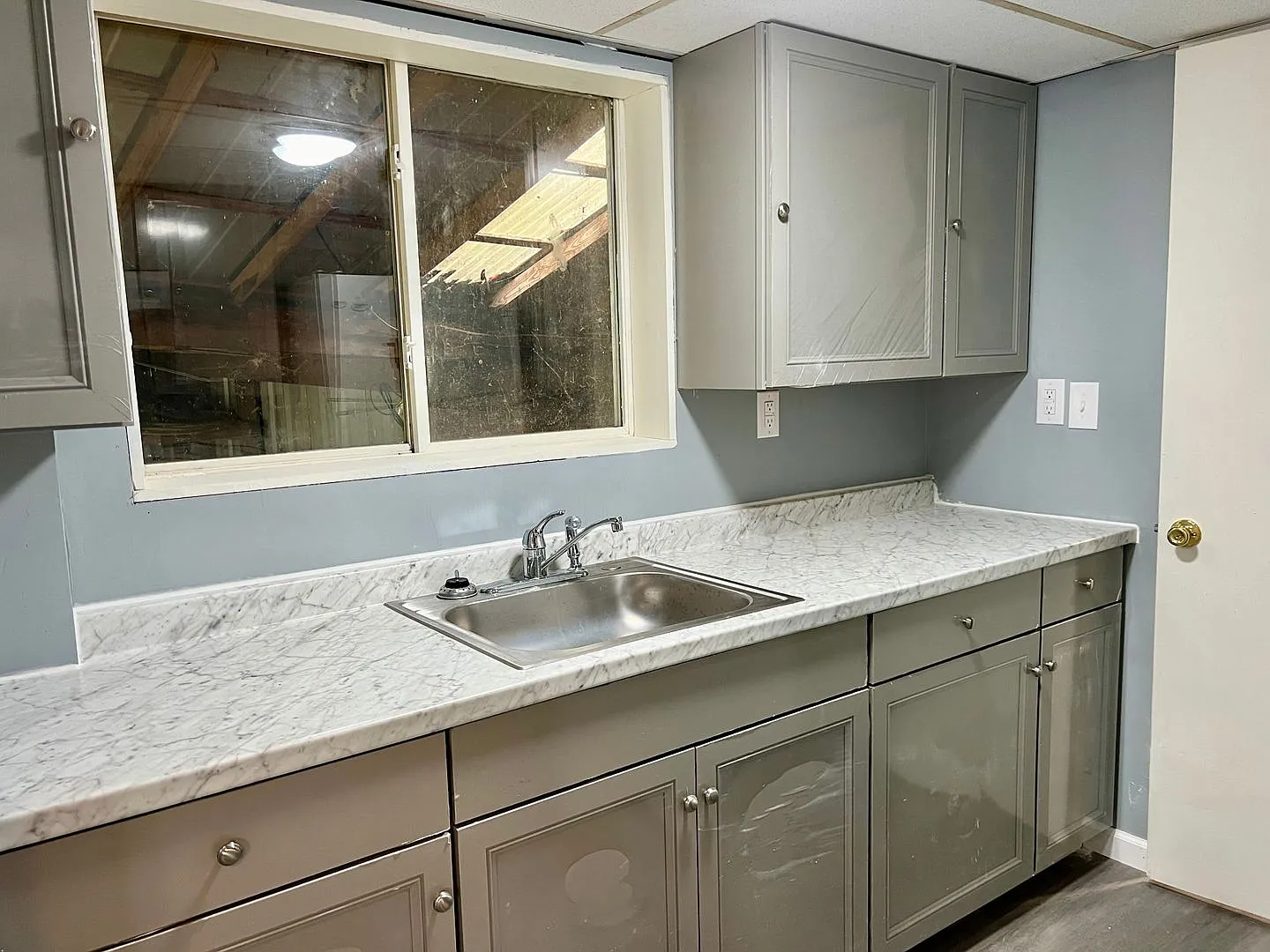 221 W Union St. — Photo 3