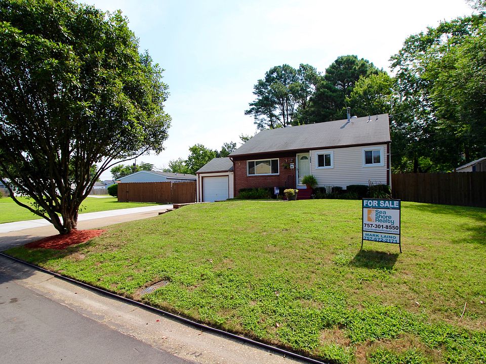 Inviting front yard