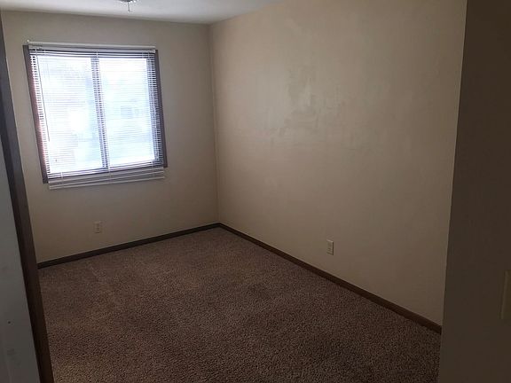 3rd image of 4605 Ontario St Unit 3