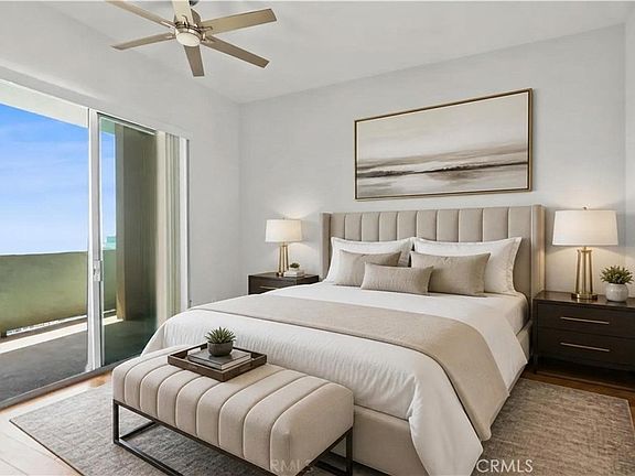 4th image of 488 E Ocean Blvd Unit 1210