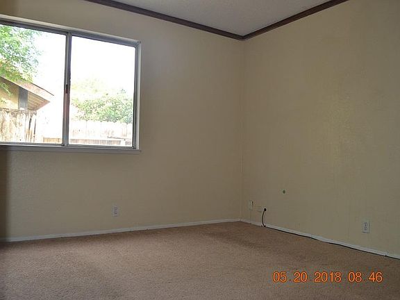 5th image of 1514 Essex Ln