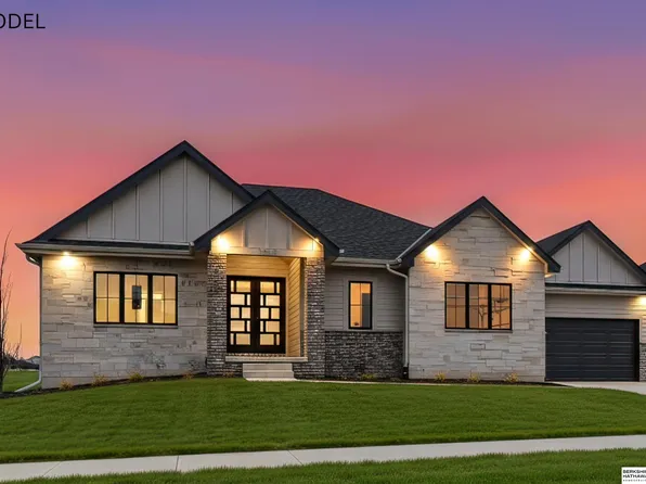 3513 S 220th St, Elkhorn, NE 68022