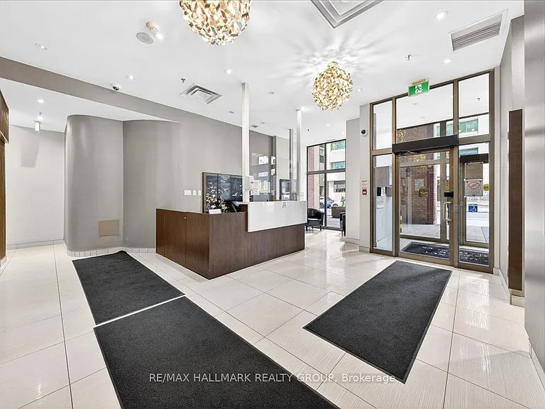 55 Centre Ave #1506 — Photo 2