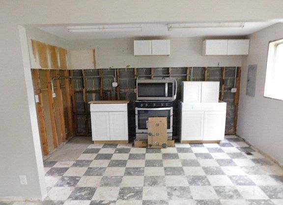 4th image of 280 W Berkley Ln