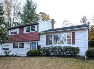 29 Brookshire Dr, Cedar Grove, NJ 07009