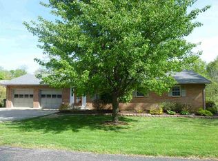 4401 Primrose Ln, Wadesville, IN 47638