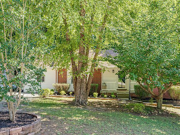4th image of 1013 Willowbank Ct