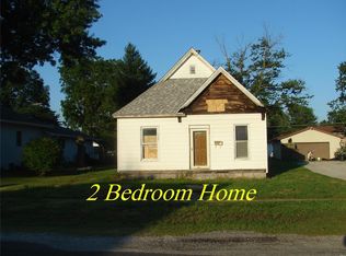 1103 Madison St, Gillespie, IL 62033