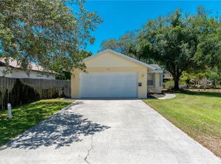 680 Michigan Ave, Englewood, FL 34223