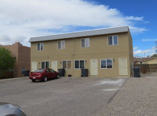 323 Geraldine Loop SE, Rio Rancho, NM 87124