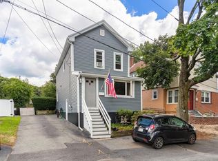 17 Cobb St, Medford, MA 02155