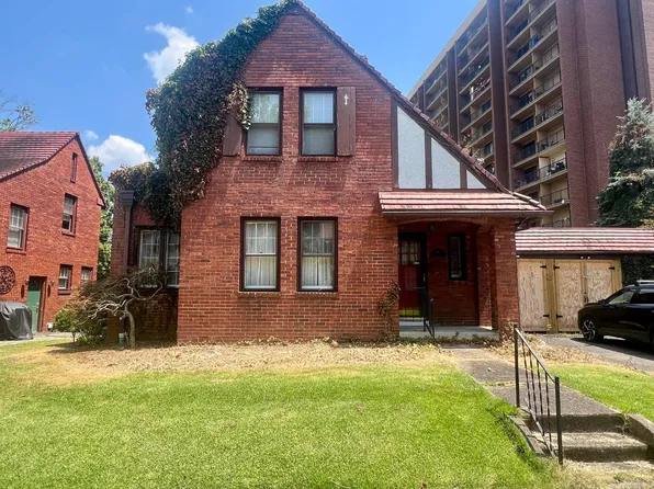 6 Manor Pl, Charleston, WV 25311