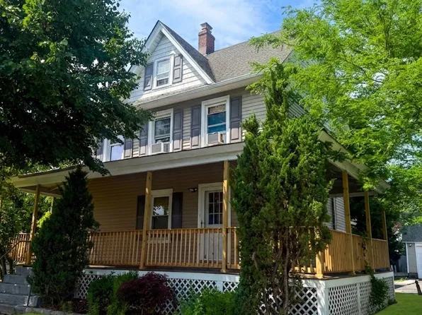 721 S Wellwood Ave APT 2, Lindenhurst, NY 11757