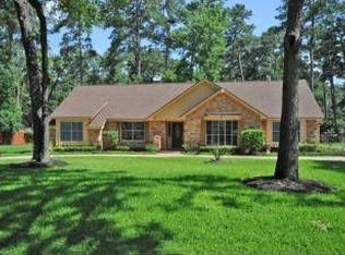 1211 Magnolia Ln, Humble, TX 77339
