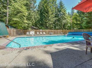 64860 E Pine Tree Way, Rhododendron, OR 97049