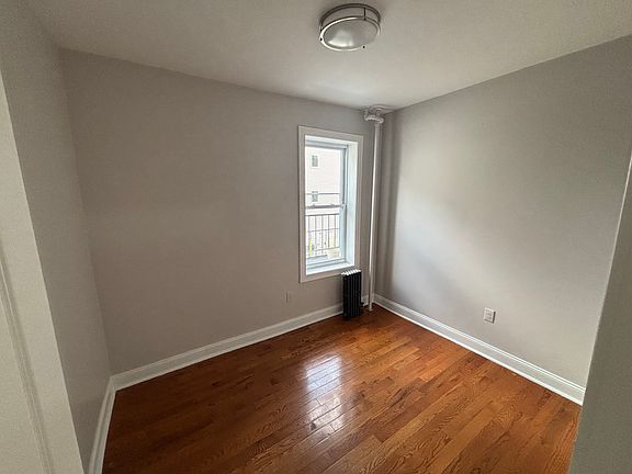 3rd image of 5304 Palisade Ave APT 204B
