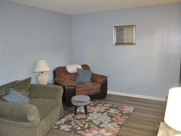 2nd image of 50 Kitty Hawk Sq
