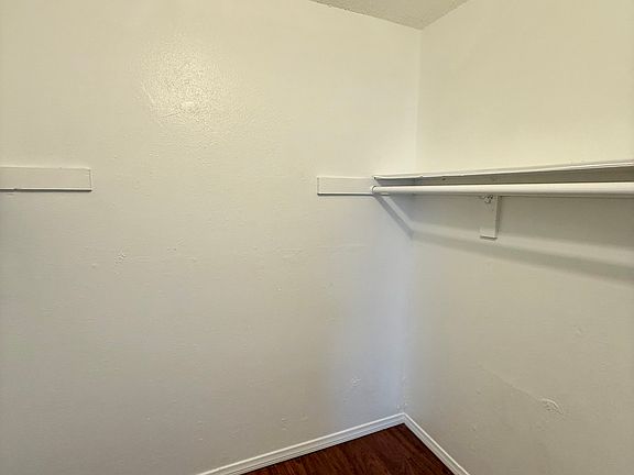 4th image of 16615 S Denver Ave #2