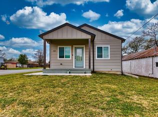 215 S Commercial Ave, Sedgwick, KS 67135