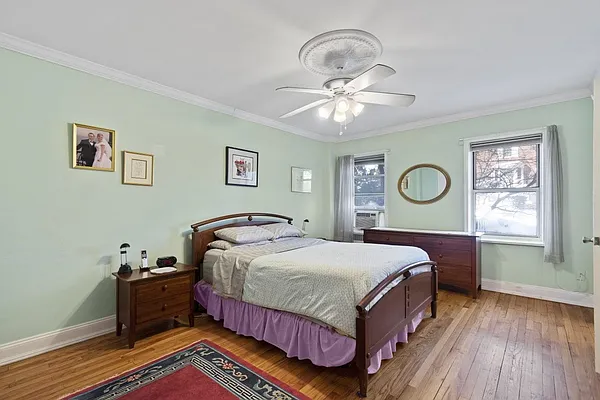 Sold by Hauseit LLC | media 10