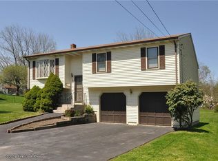 80 Brookfield Rd, Riverside, RI 02915