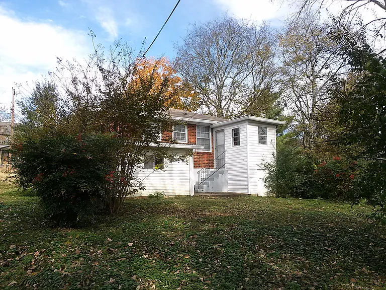 2907 W Linden Ave #B — Photo 11