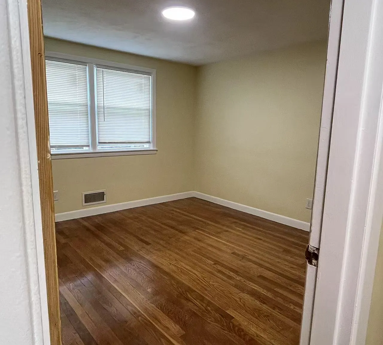 4 bed, 2184 sqft, $2,800 — Photo 1