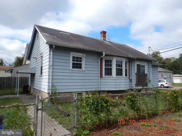 21 Plant St, Pennsville, NJ 08070