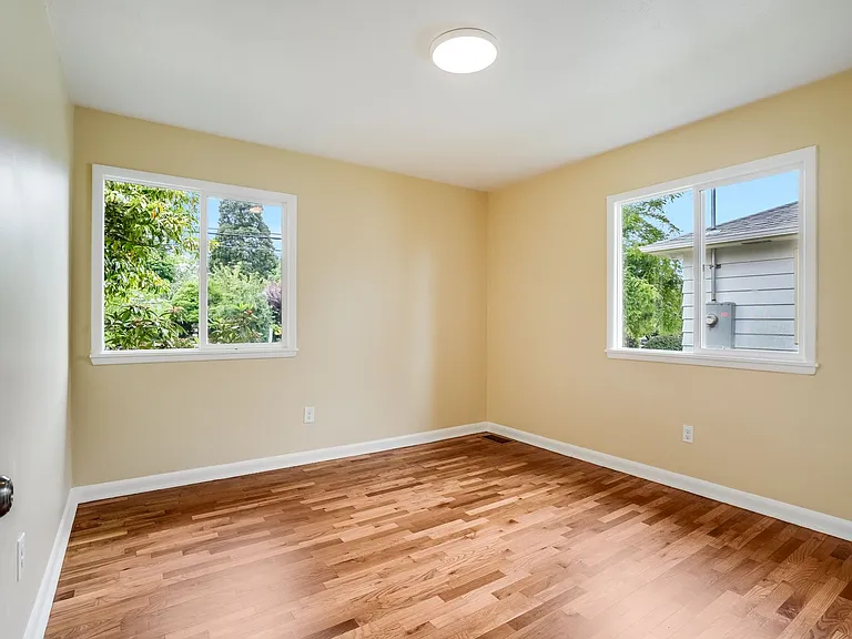 6806 N Monteith Ave — Photo 10