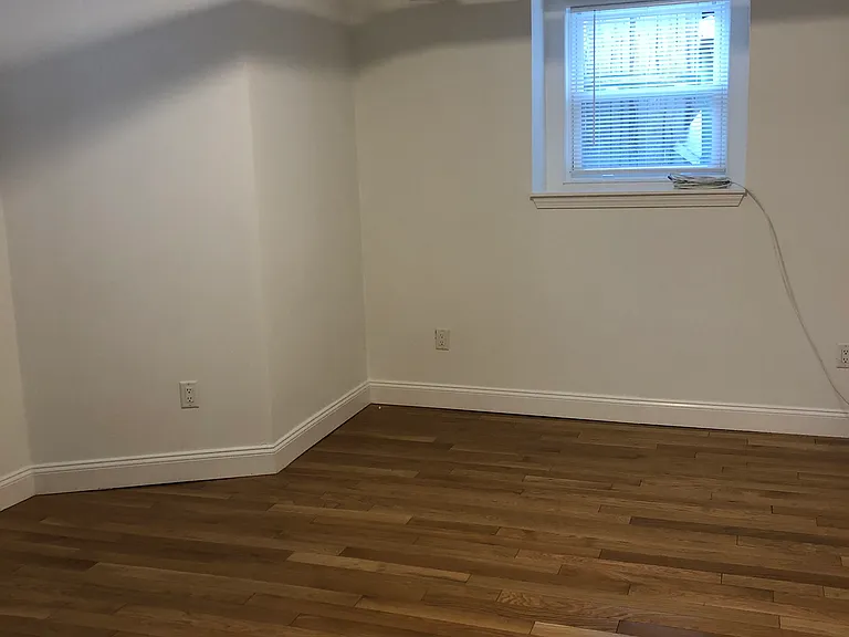 475 Highland Ave #9 — Photo 4