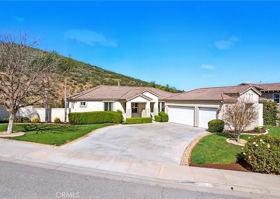 1st image of 28699 Chaucer Dr