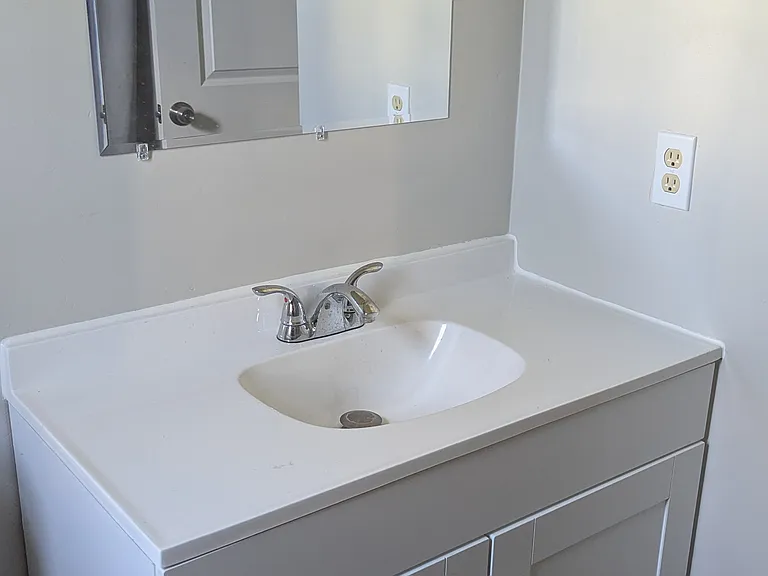 158 Cushing Way — Photo 11
