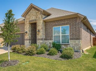 416 Balmora Way, Roanoke, TX 76262