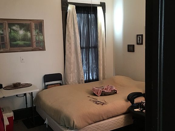 Downstairs bedroom...