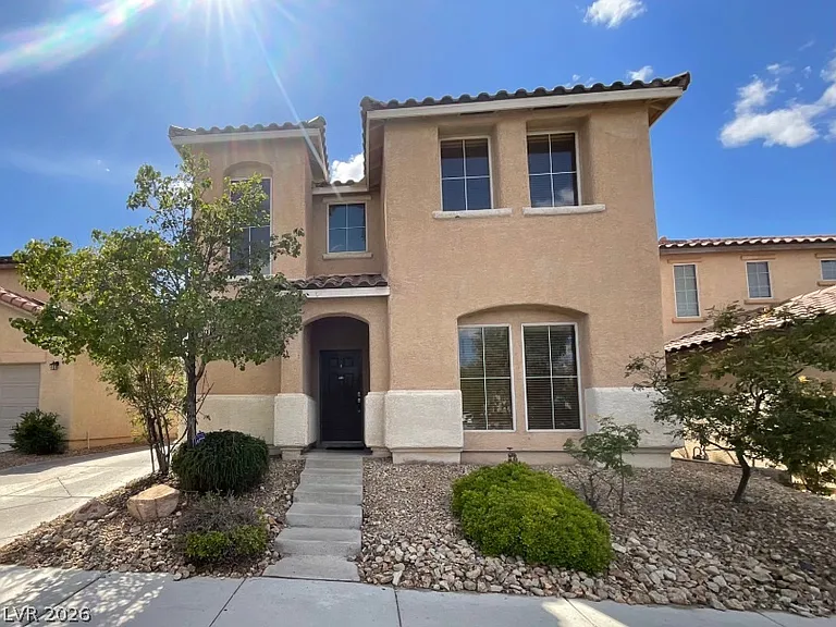 10841 Paradise Rd — Photo 1