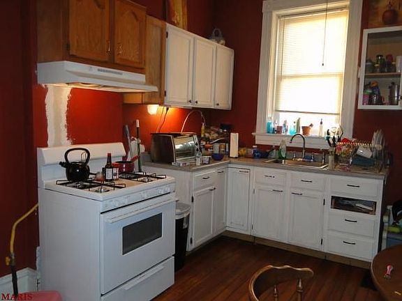 5th image of 4557 Varrelmann Ave