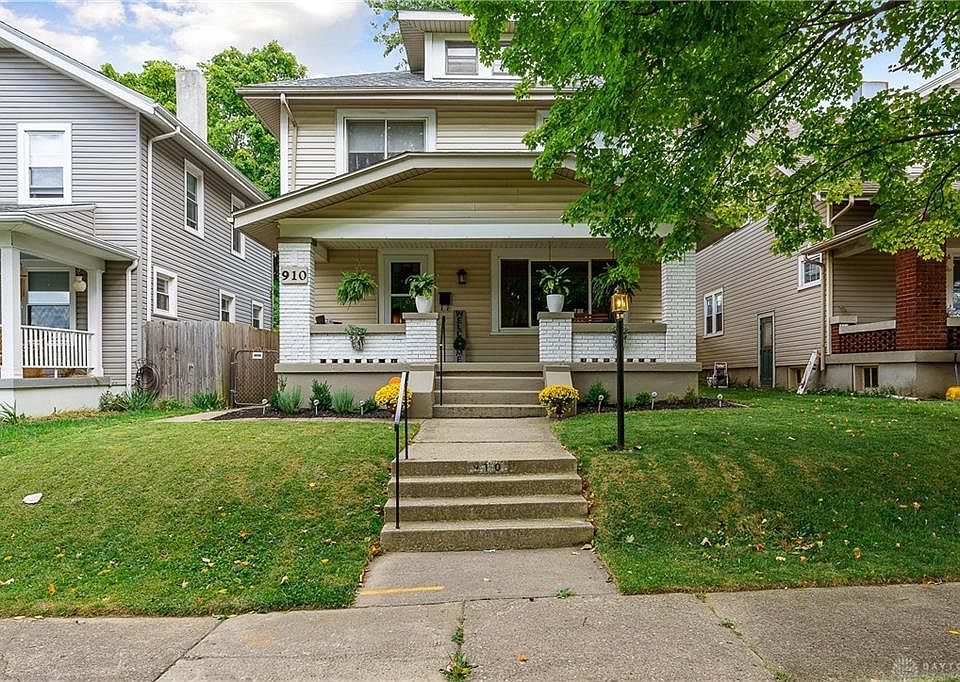 1st image of 910 Saint Nicholas Ave