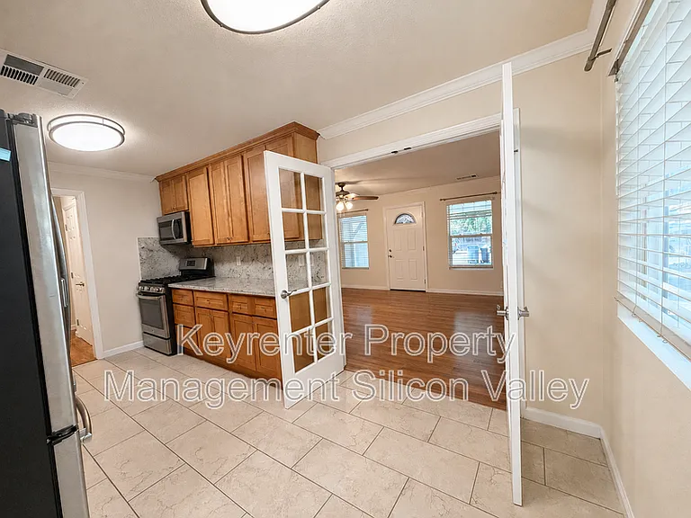 656 Curtner Ave — Photo 5