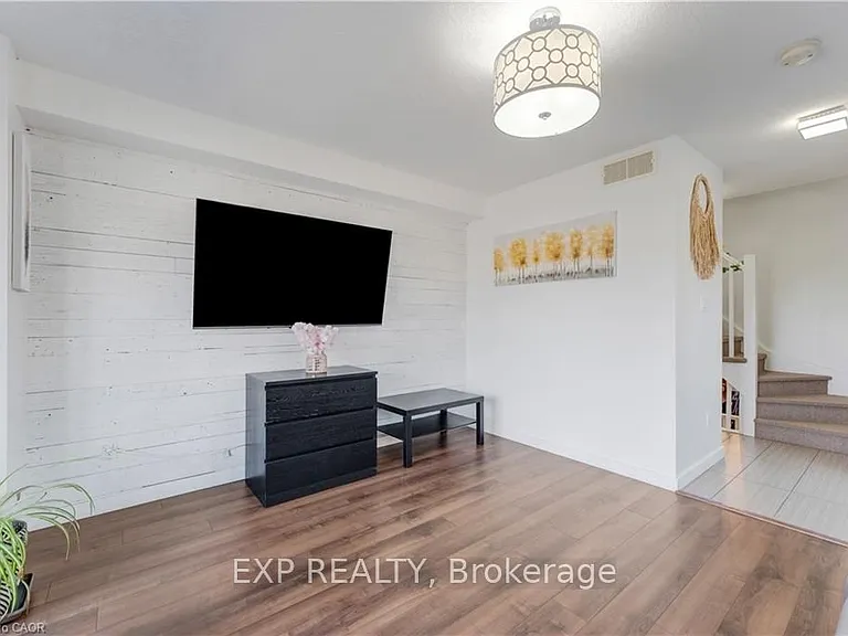 487 East Ave #5 — Photo 9