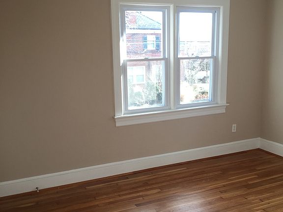 5th image of 804 Littlepage St