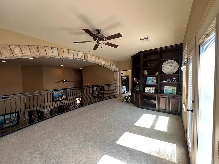 2104 Wedgemont Pl — Photo 14
