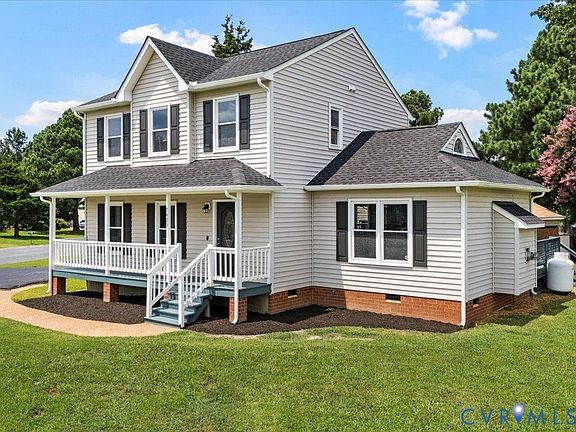 2nd image of 7423 Pineleaf Dr