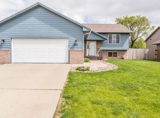 6804 W 61st St, Sioux Falls, SD 57106