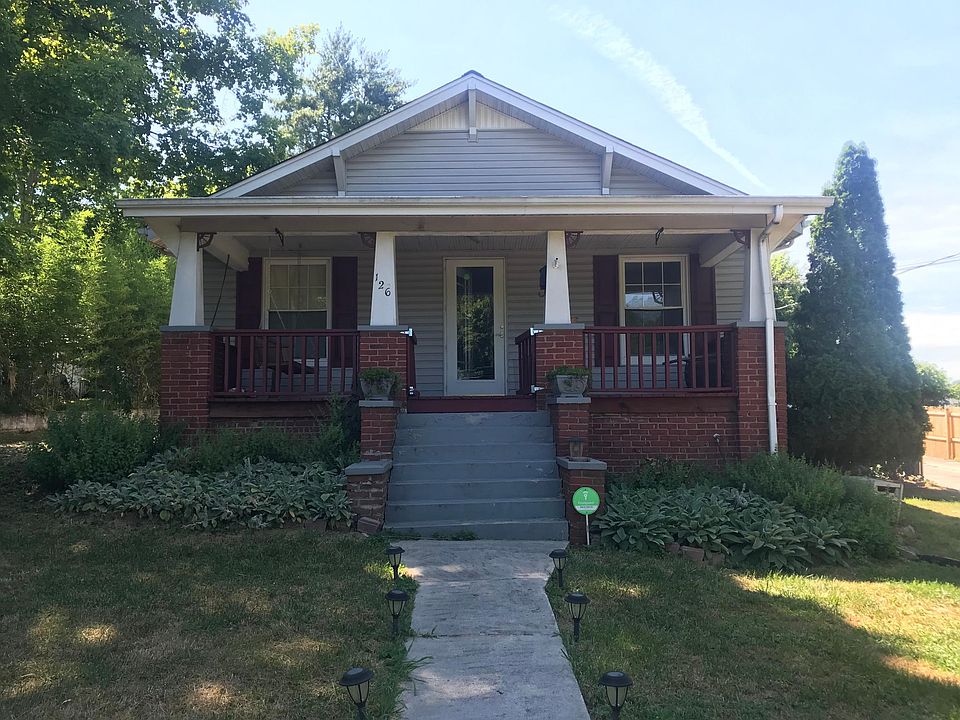 1st image of 126 Hillcrest Dr