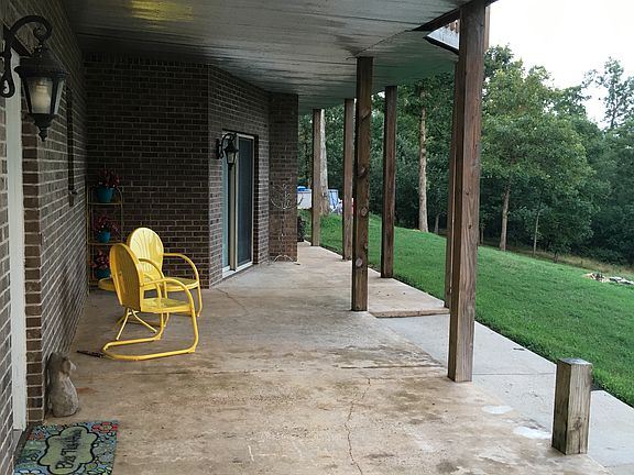 1st level front side view