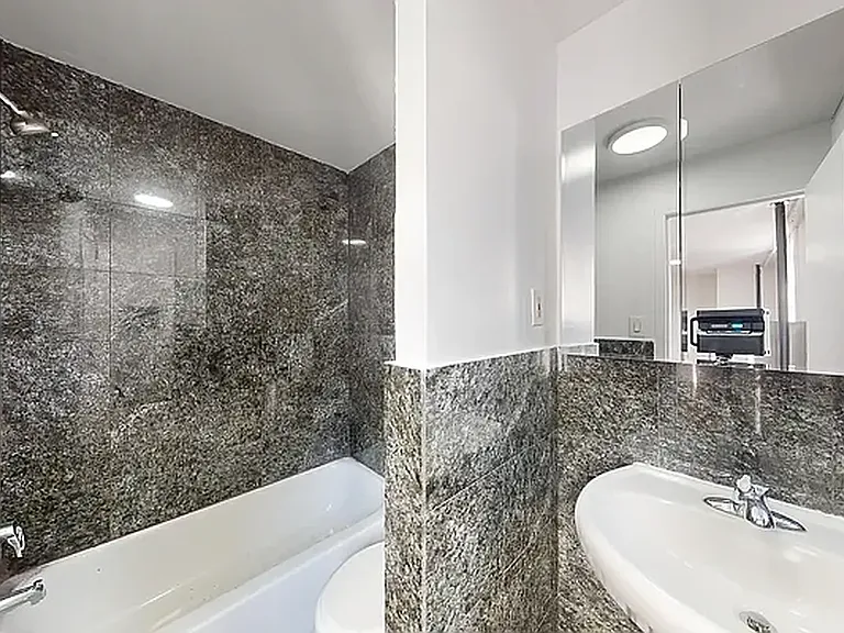 76 Avenue B #8 — Photo 4